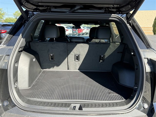 2026 Chevrolet Equinox LT photo 4