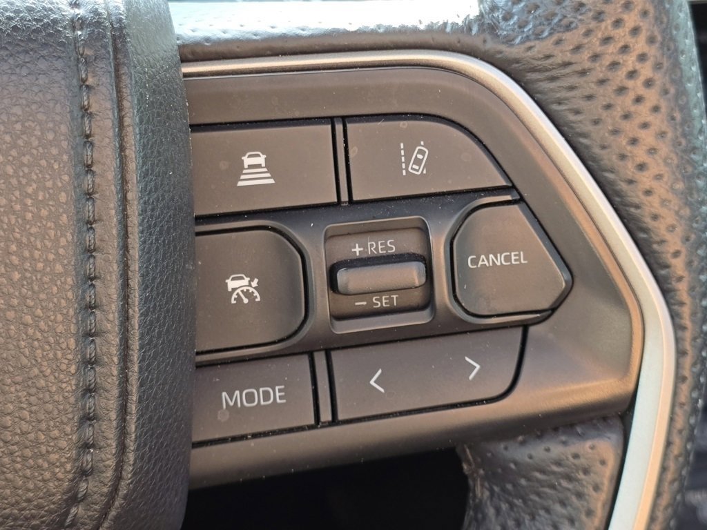 2025 Toyota Tundra Limited Platinum photo 13
