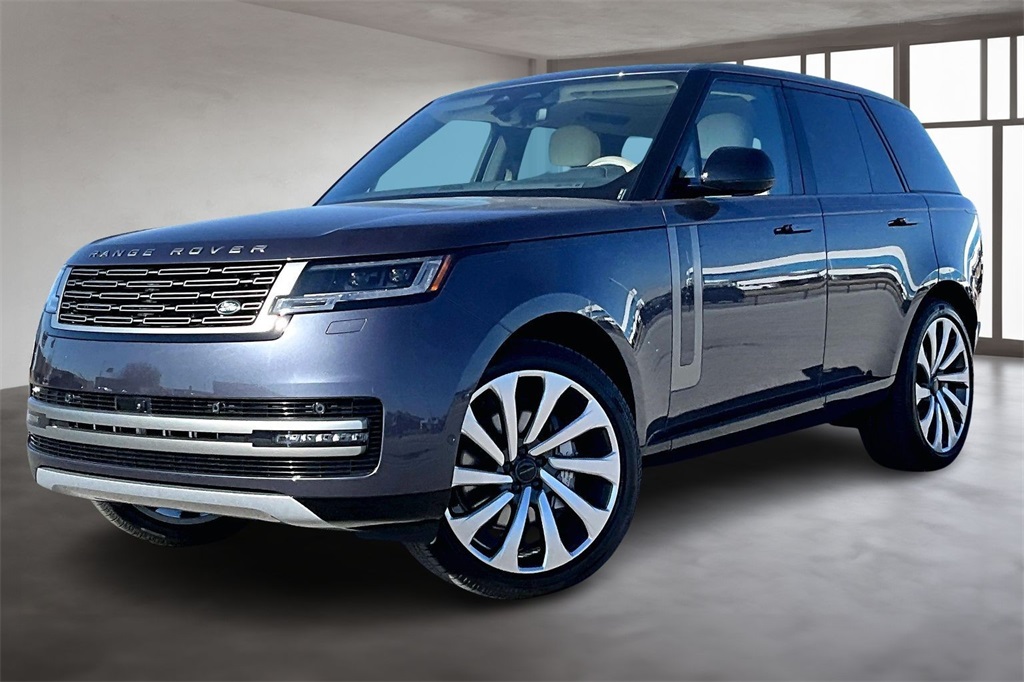 2026 Land Rover Range Rover SE's photo