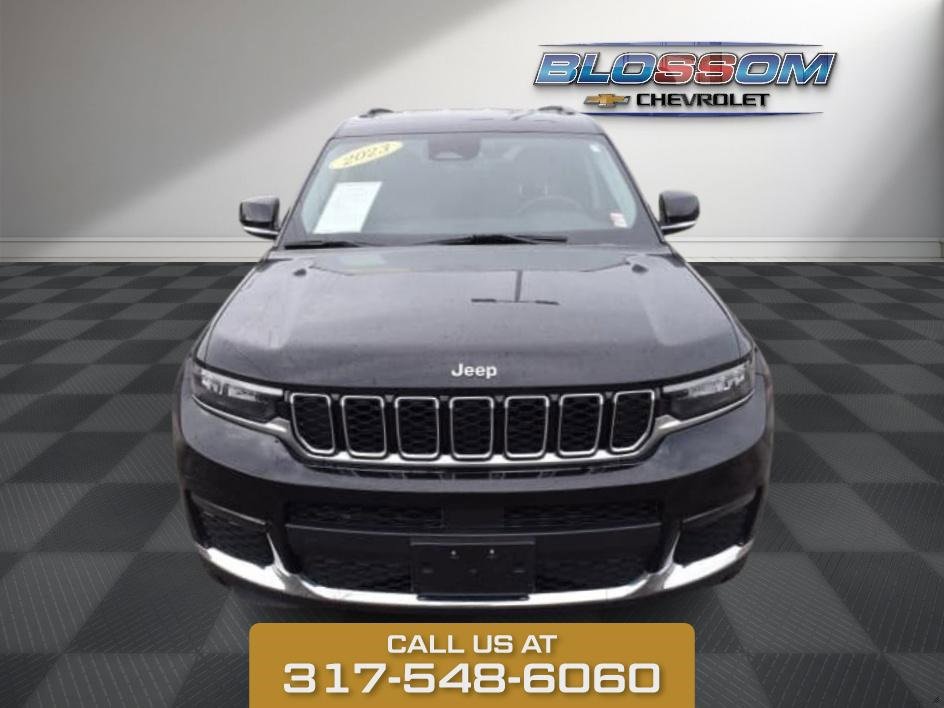 2023 Jeep Grand Cherokee Limited photo 2