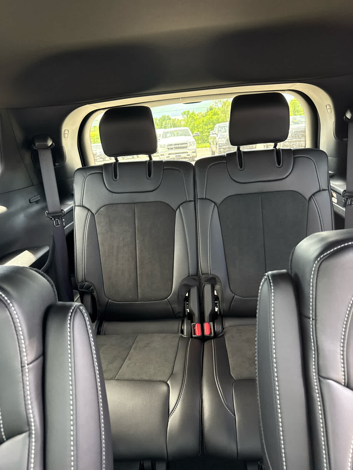 2025 Jeep Grand Cherokee Altitude X photo 3