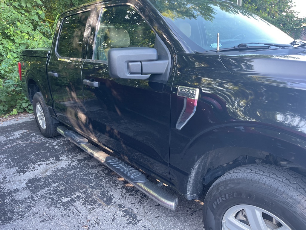 2022 Ford F-150 XLT photo 2