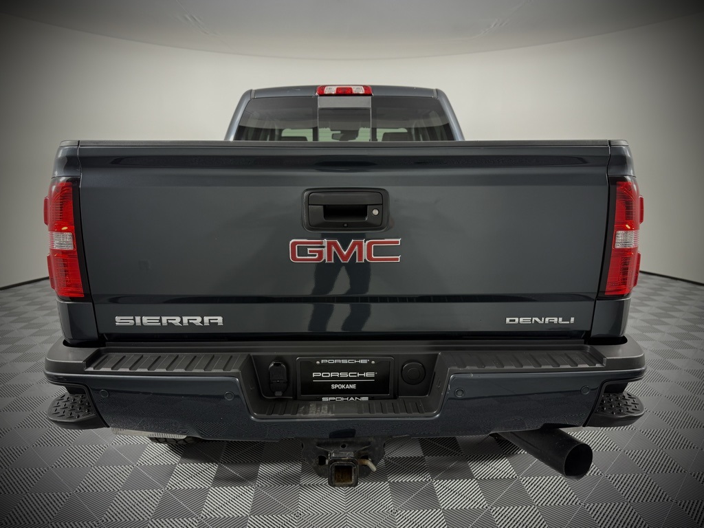 2019 Gmc Sierra HD Denali photo 9