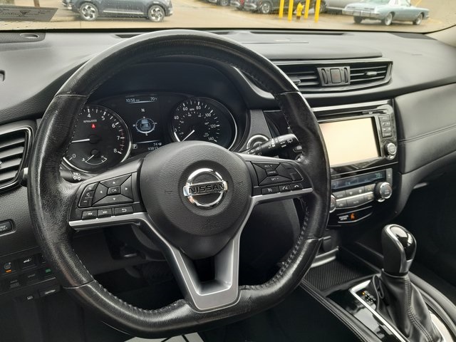 2017 Nissan Rogue SL photo 7