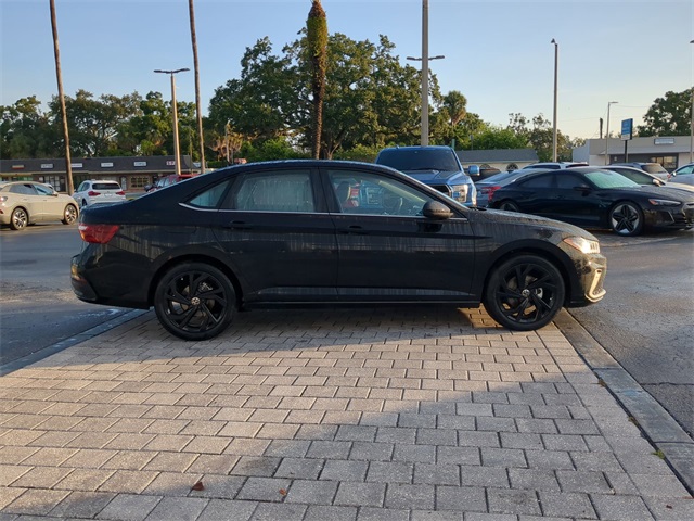 2025 Volkswagen Jetta 1.5T SE photo 3