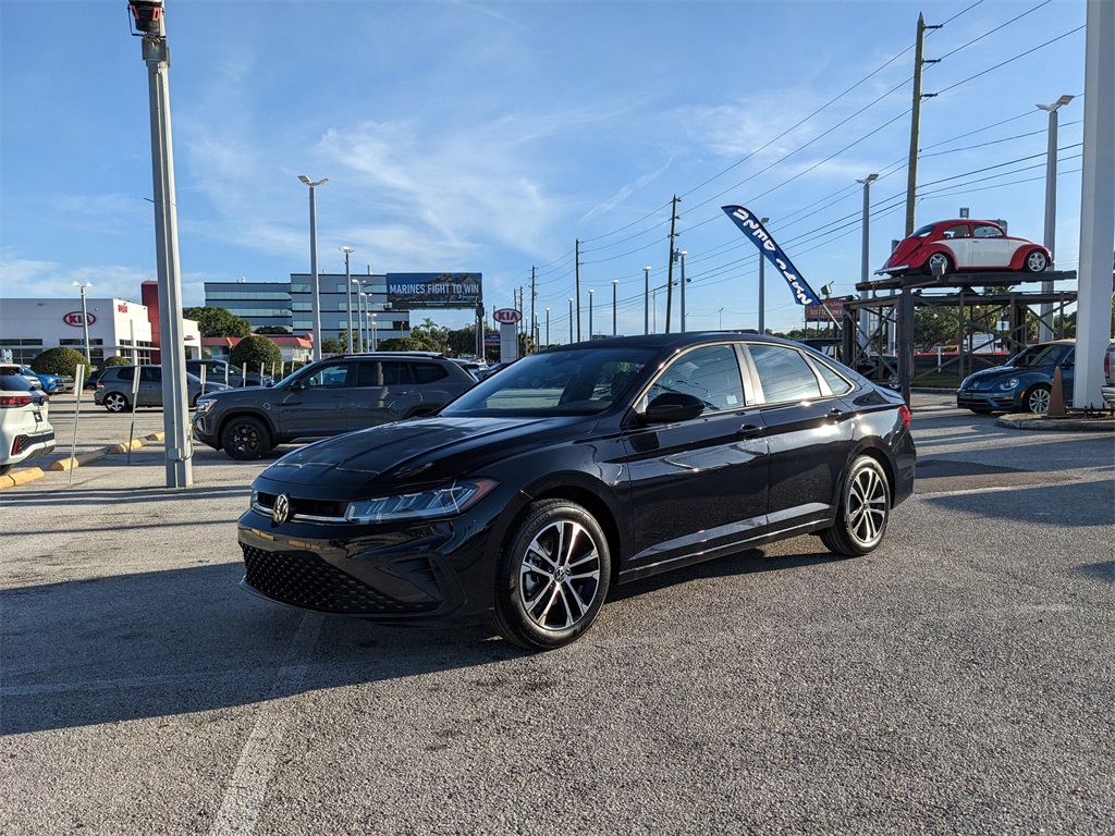 2025 Volkswagen Jetta 1.5T Sport photo 2