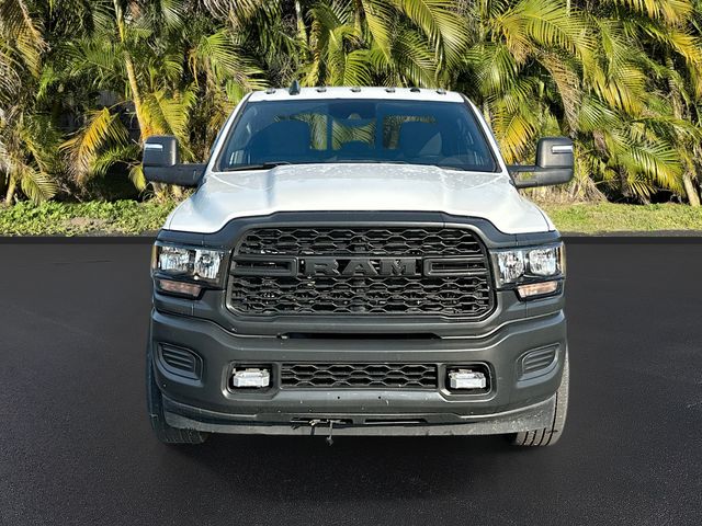 2023 Ram 2500 Tradesman photo 2