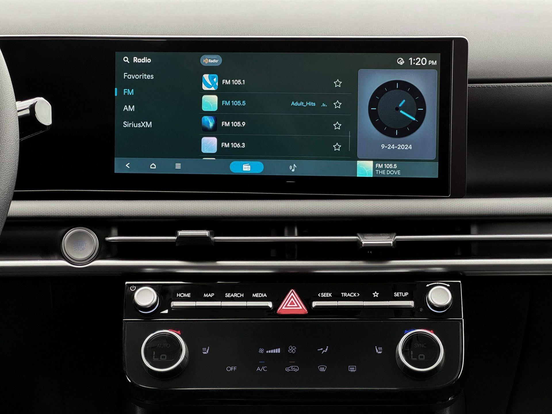 New 2025 Silver Hyundai SEL FWD image 19