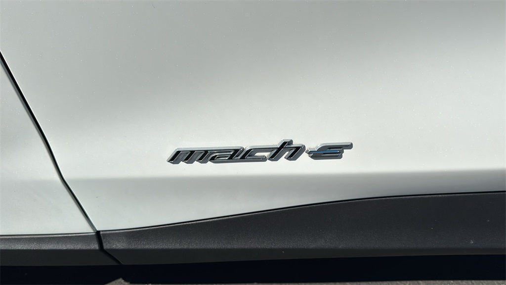 2021 Ford Mustang Mach-E Select photo 7