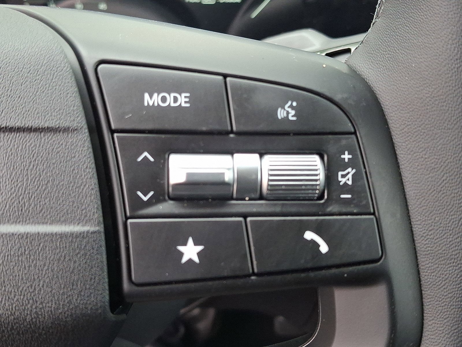 2025 Kia K4 EX photo 18