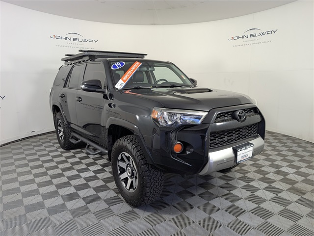 2019 Toyota 4Runner TRD Off-Road Premium photo 7