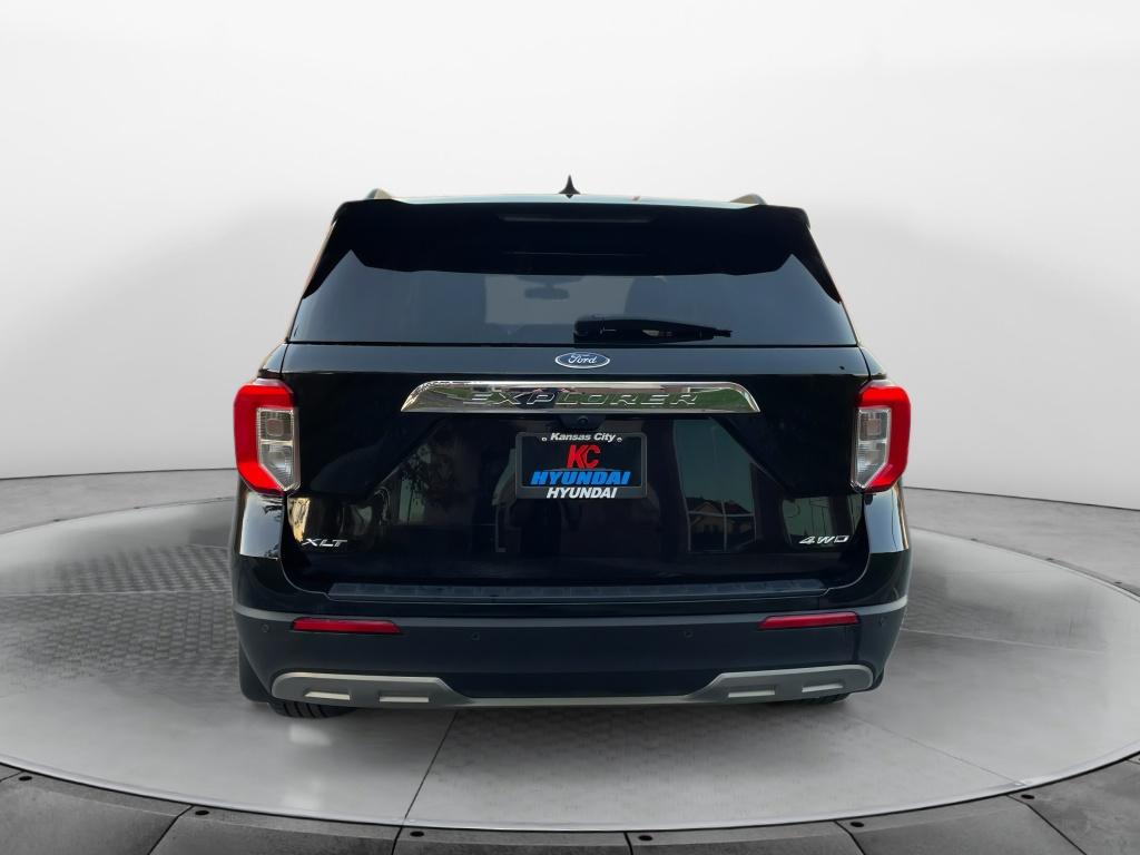 2022 Ford Explorer XLT photo 3