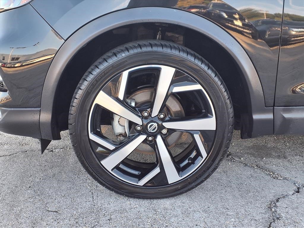 2022 Nissan Rogue Sport SL photo 4