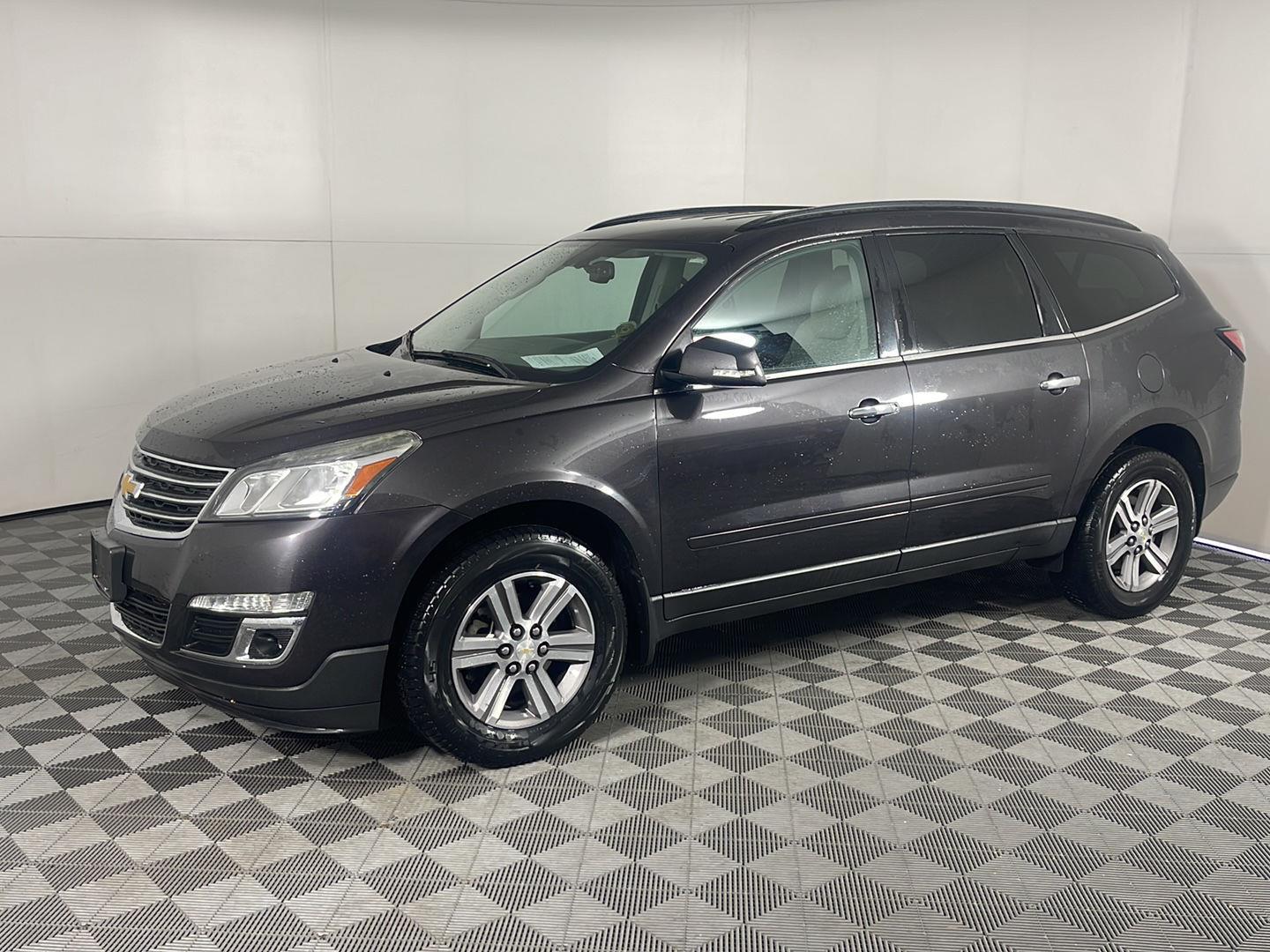 2016 Chevrolet Traverse 2LT's photo