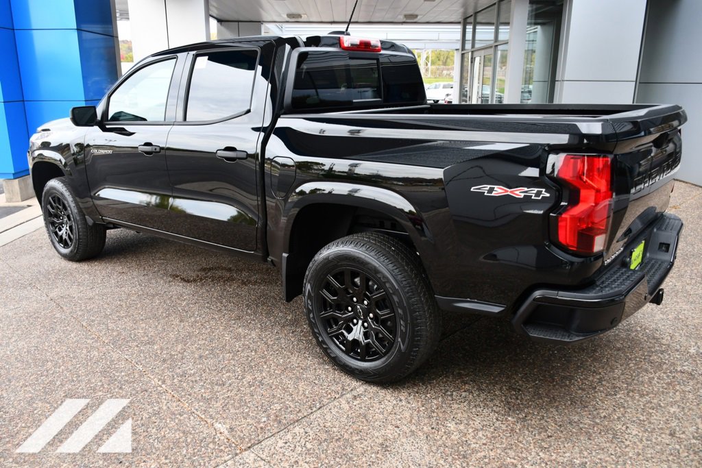 2026 Chevrolet Colorado Work Truck photo 2
