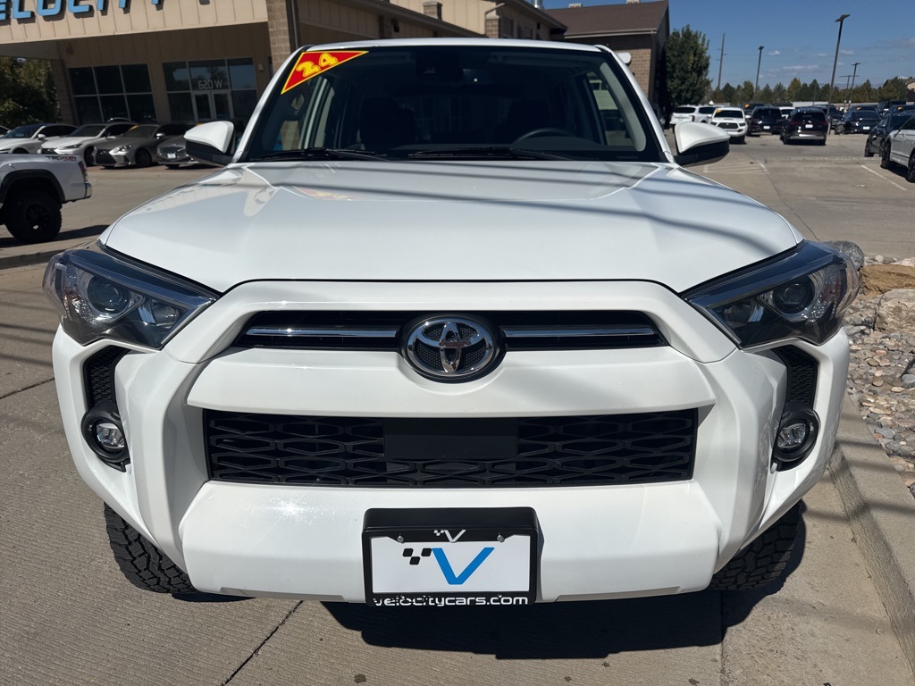 2024 Toyota 4Runner SR5 photo 2