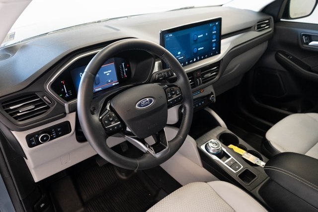 2023 Ford Escape Plug-In Hybrid Base photo 3