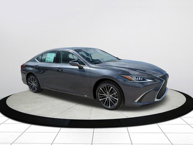 2025 Lexus ES 350's photo