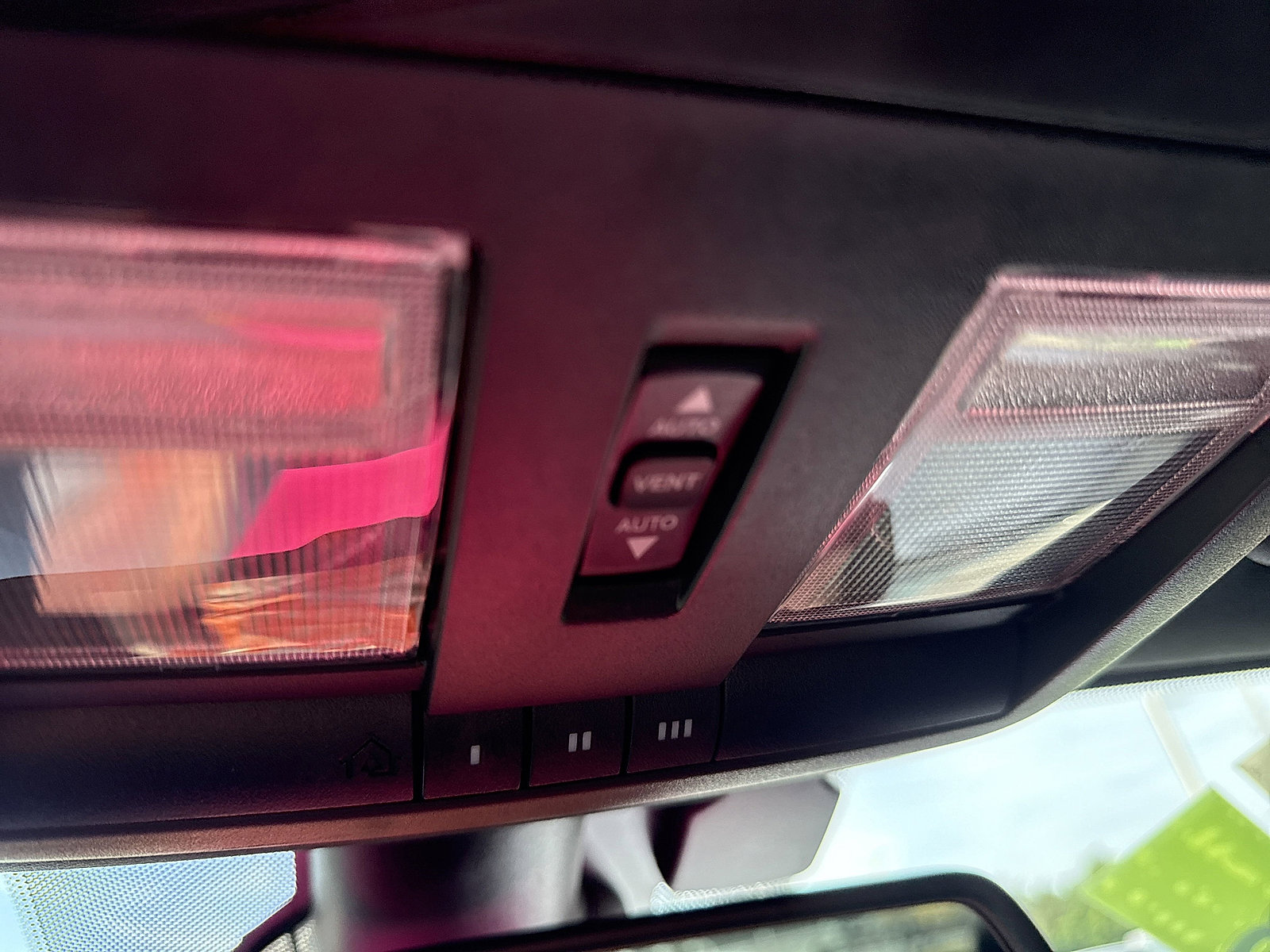 2023 Dodge Challenger R/T photo 19