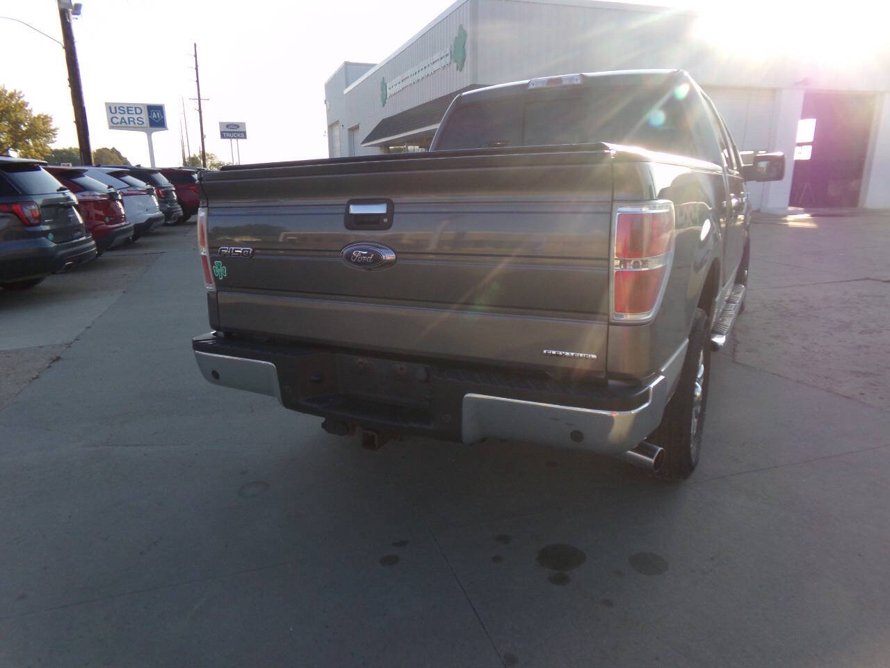 2014 Ford F-150 XLT photo 7