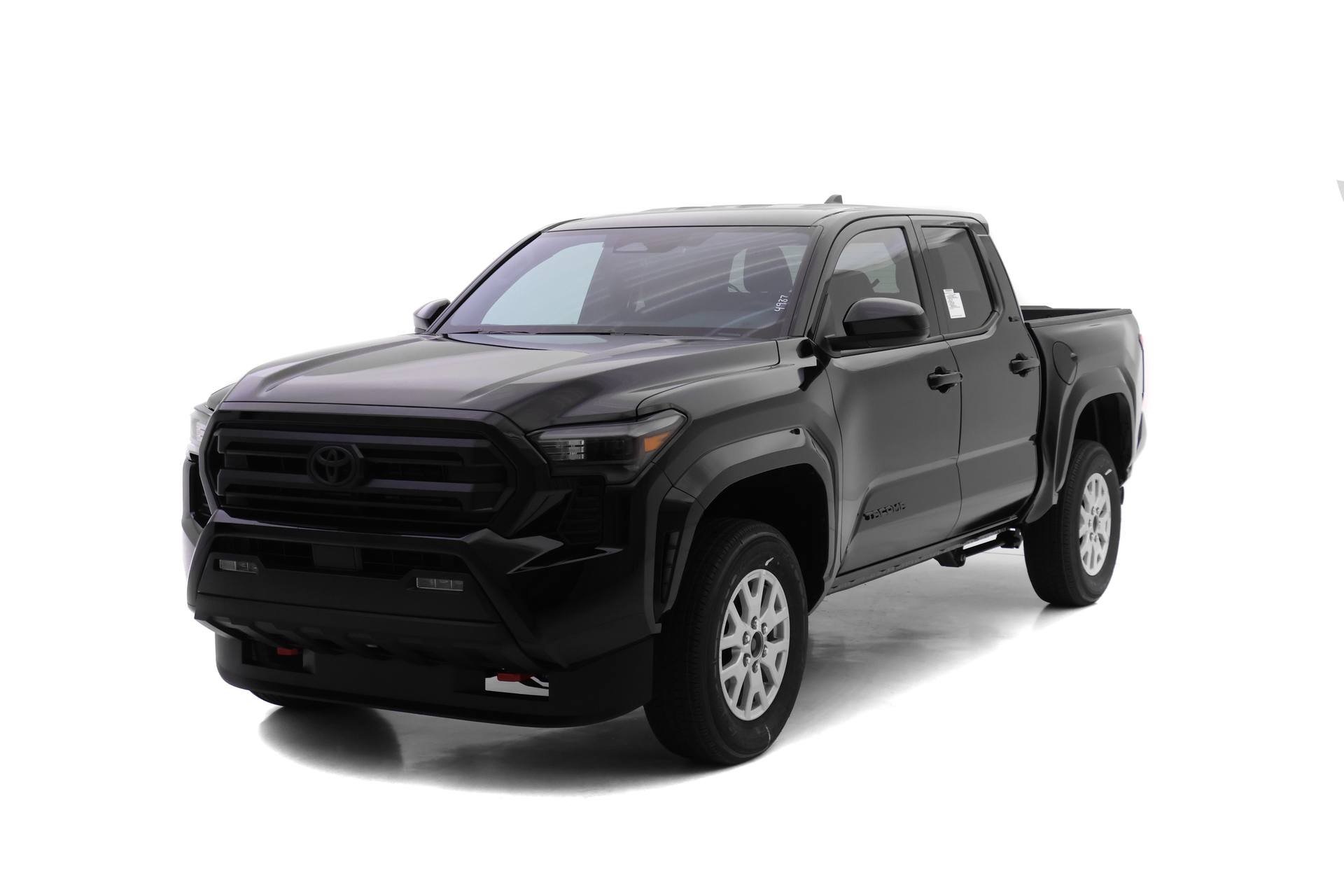 2025 Toyota Tacoma SR5's photo