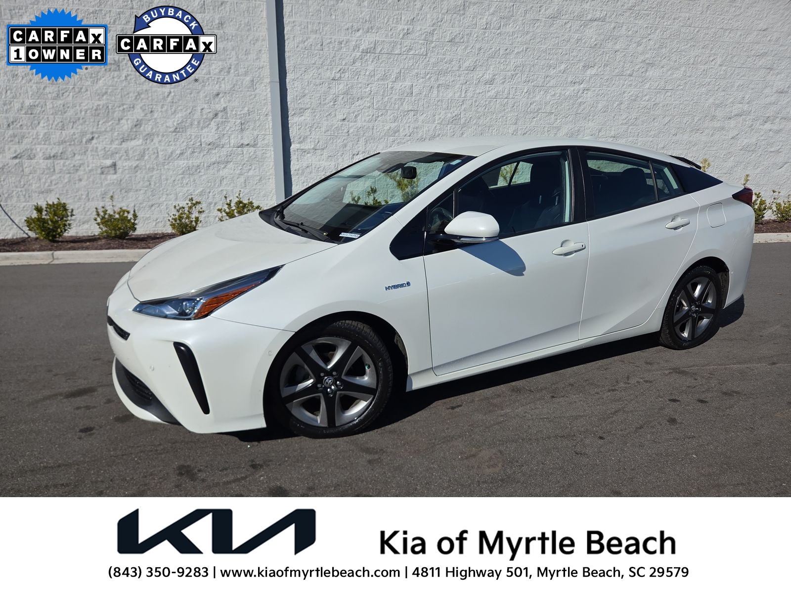 2019 Toyota Prius Limited's photo