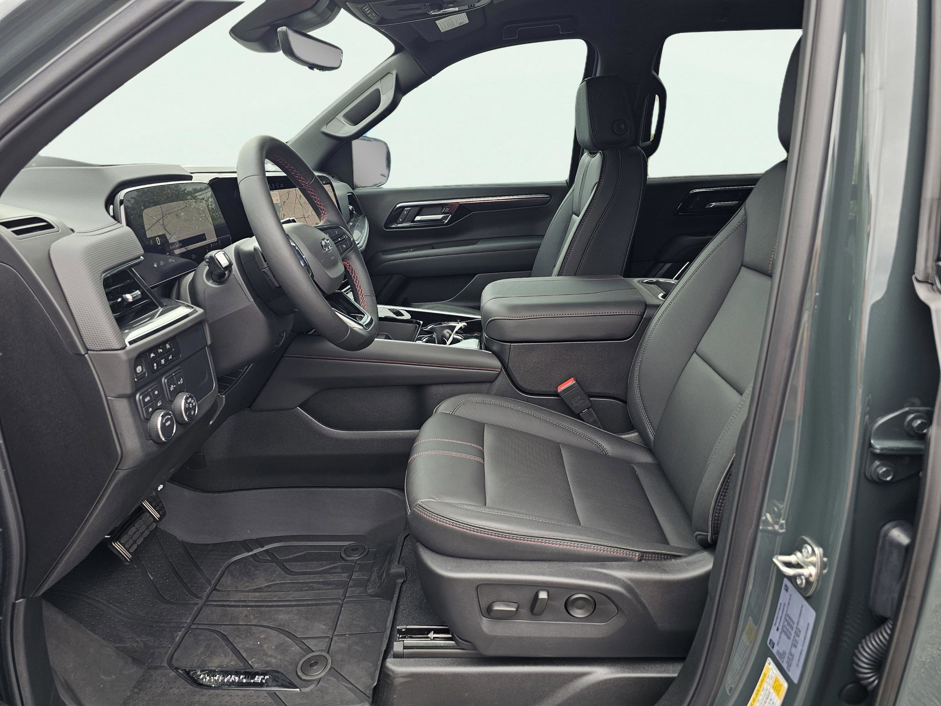 2025 Chevrolet Tahoe RST photo 9