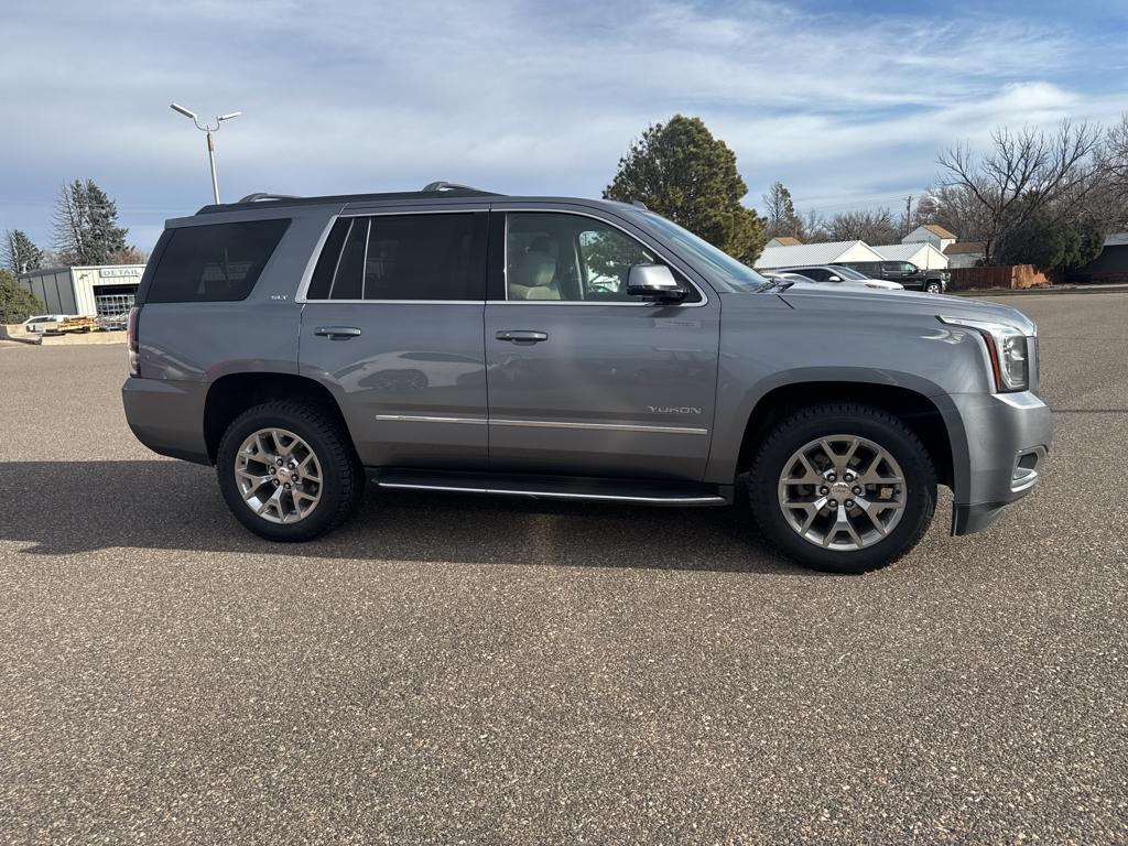 2018 Gmc Yukon 1500 SLT photo 4
