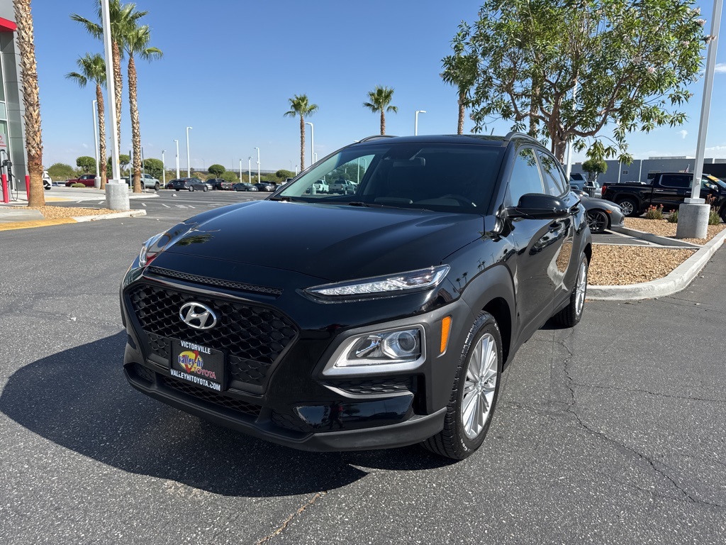 2021 Hyundai Kona SEL photo 2