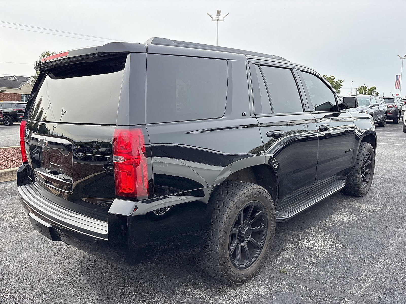 2019 Chevrolet Tahoe LT photo 4