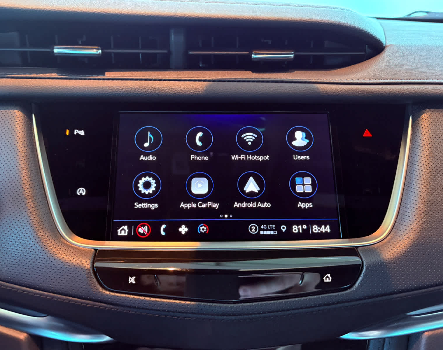 2025 Cadillac XT5 Luxury photo 11