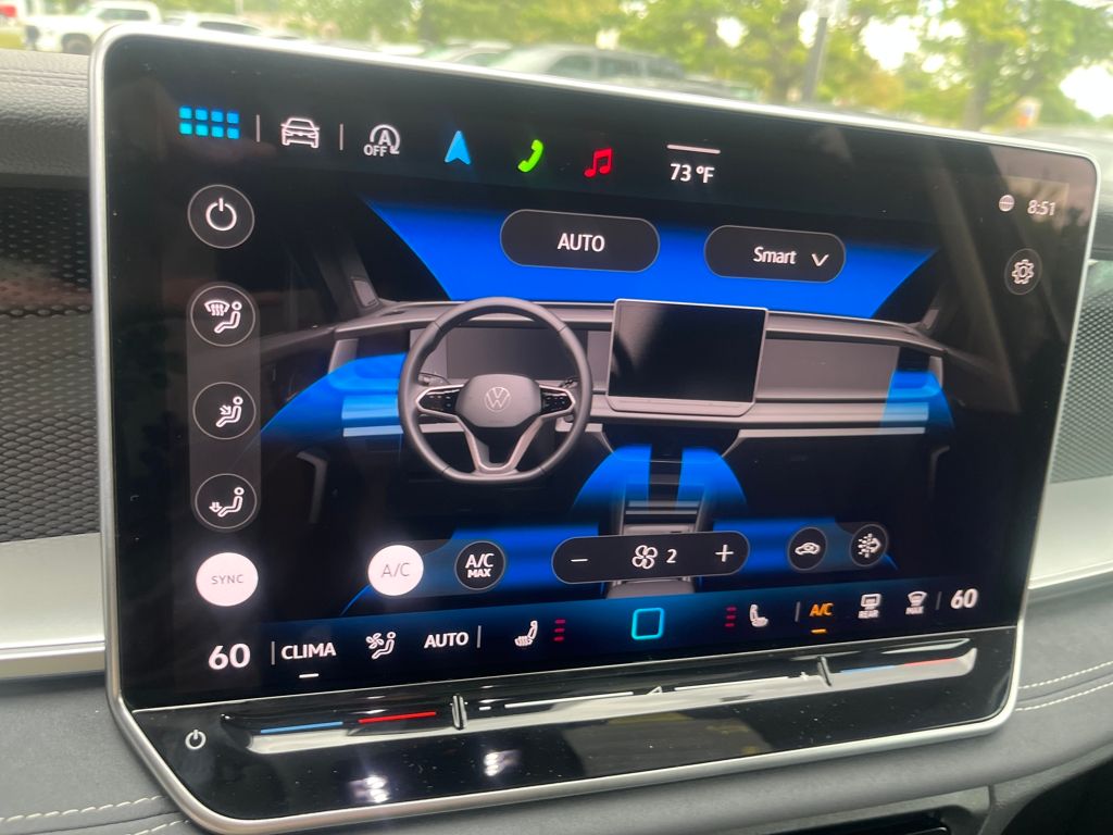 2025 Volkswagen Tiguan SE photo 13