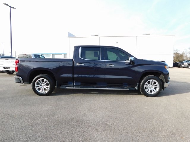 2023 Chevrolet Silverado 1500 LTZ photo 2