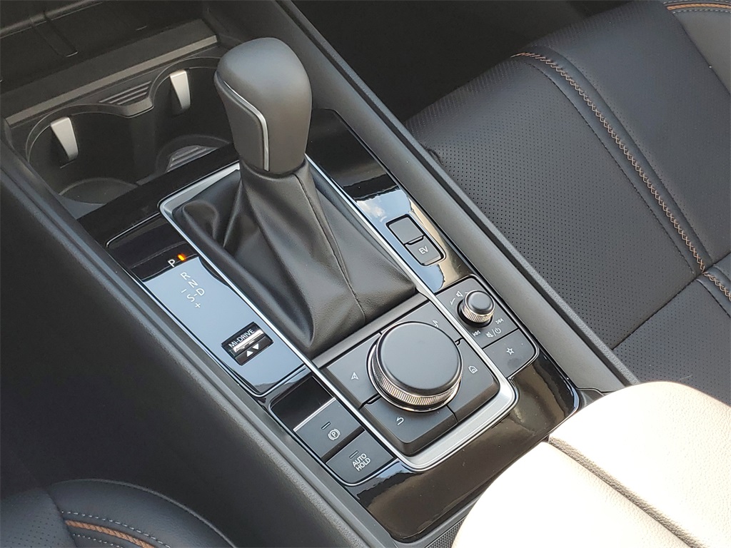 2025 Mazda CX-50 Premium photo 26