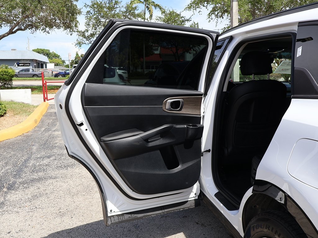 2022 Kia Sorento EX photo 20