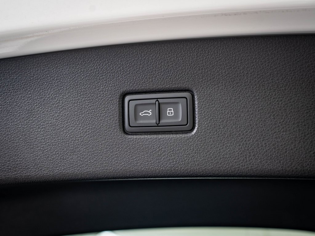 2023 Audi Q5 45 S line Premium photo 18