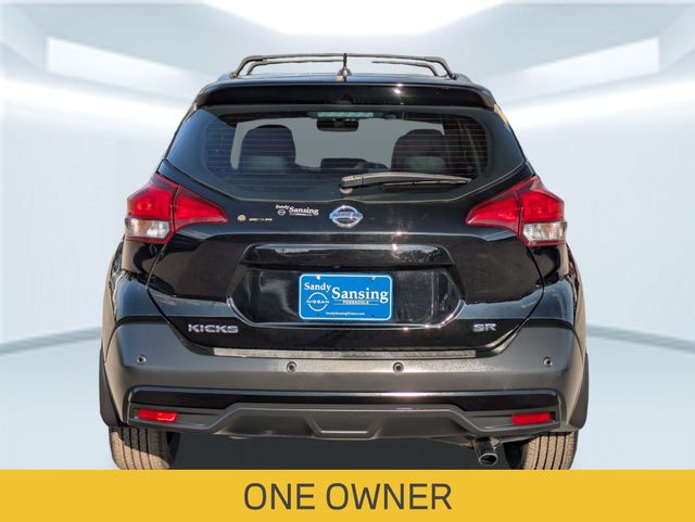 2020 Nissan Kicks SR photo 4