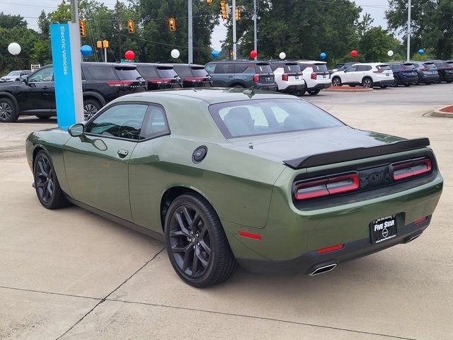 2022 Dodge Challenger GT photo 6