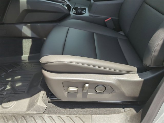 2025 Chevrolet Colorado Work Truck LT photo 25