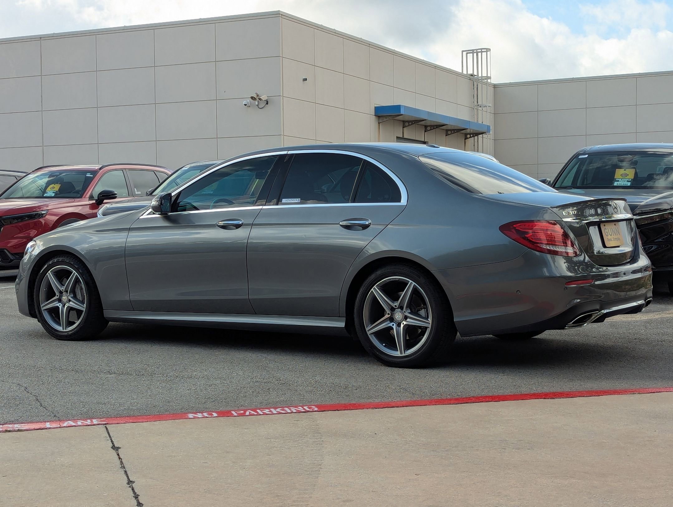 2017 Mercedes Benz E 300 Sport photo 4