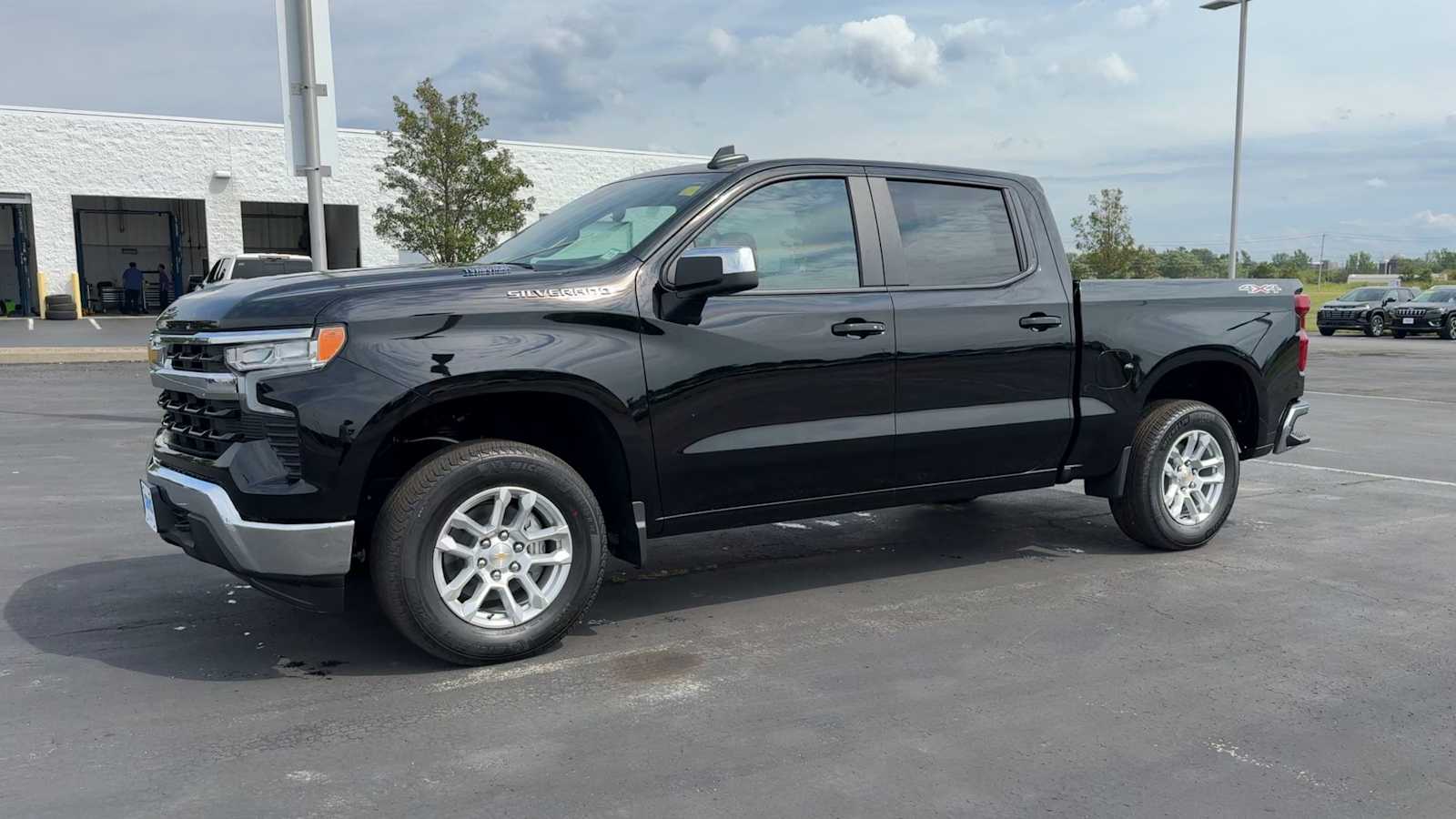 2026 Chevrolet Silverado 1500 LT photo 3