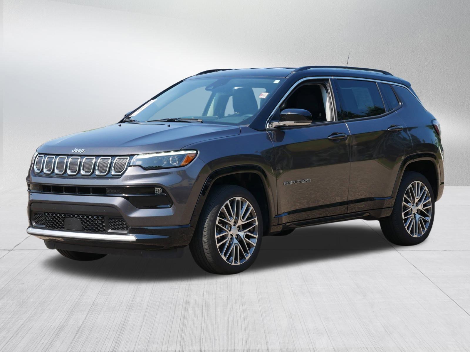 2022 Jeep Compass Limited photo 3