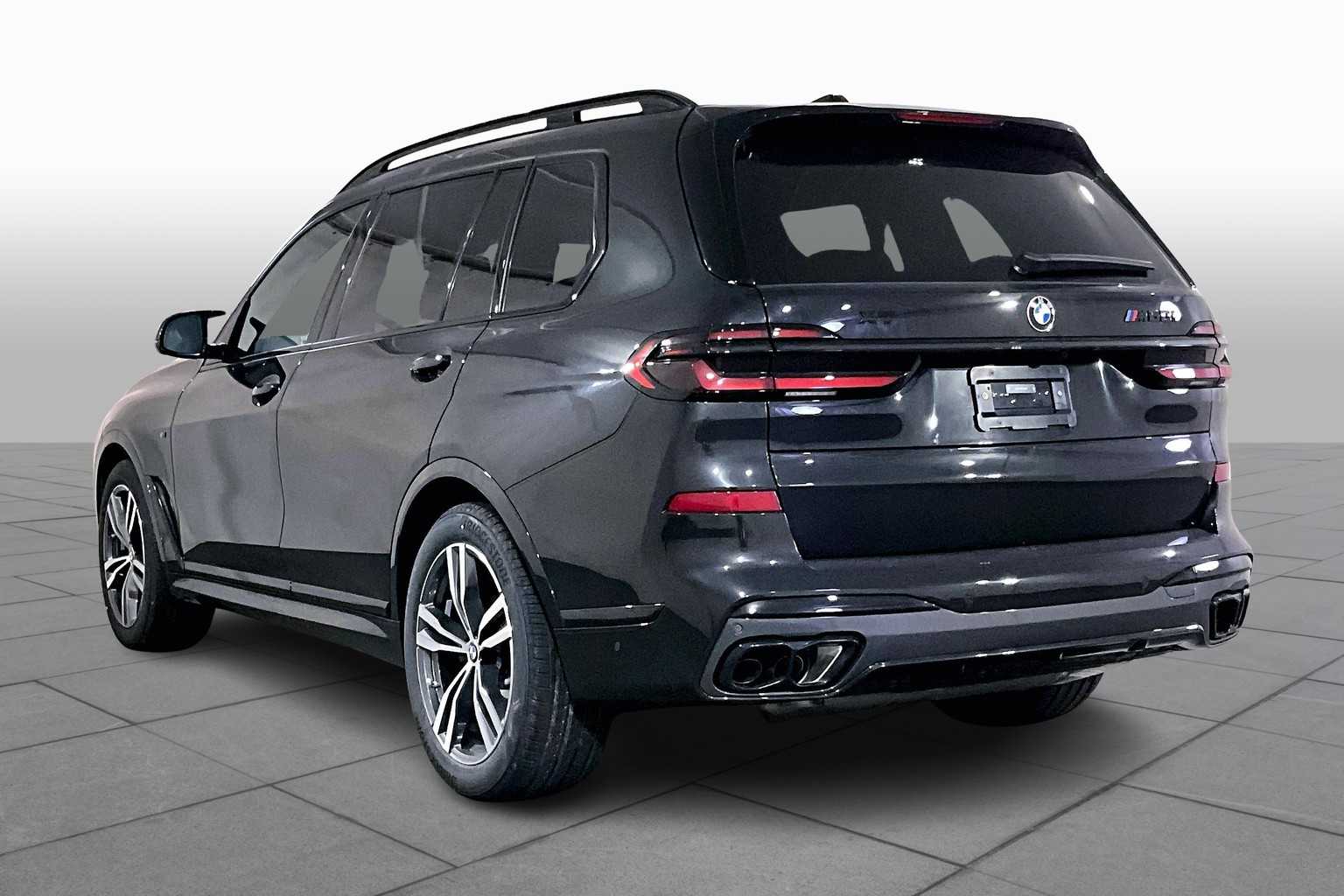 2026 Bmw X7 M60i photo 3