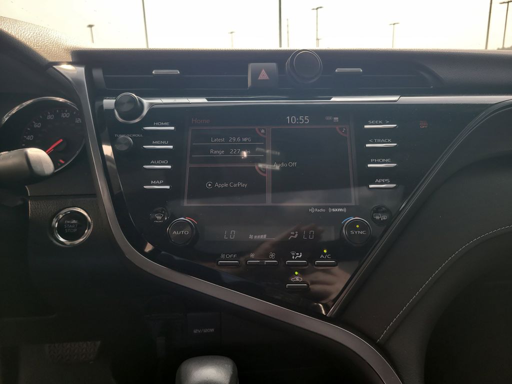 2019 Toyota Camry XSE photo 15