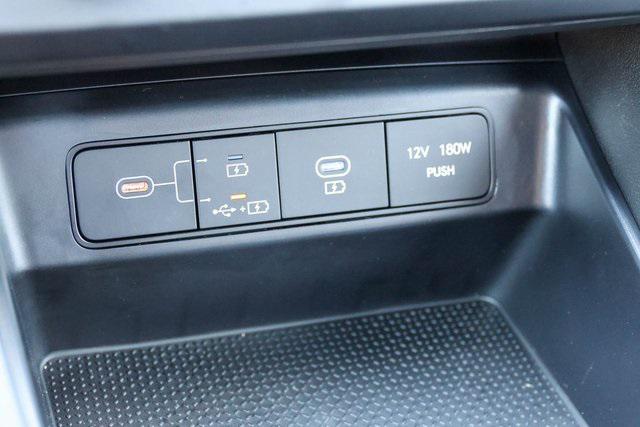 New 2025 Green Hyundai SE FWD image 15