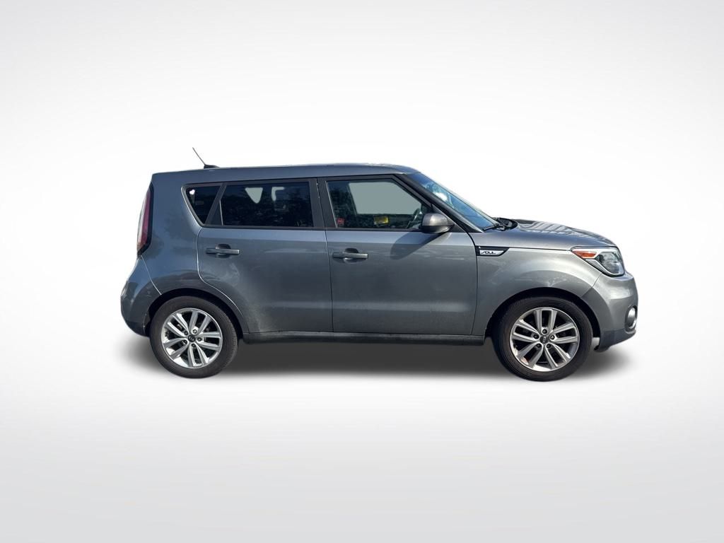 2017 Kia Soul Plus photo 2