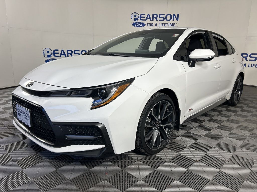 2022 Toyota Corolla SE's photo