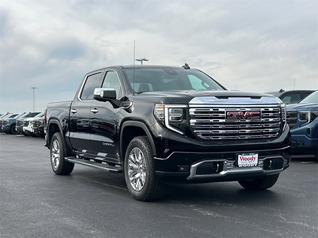 2026 GMC SIERRA - Image 1