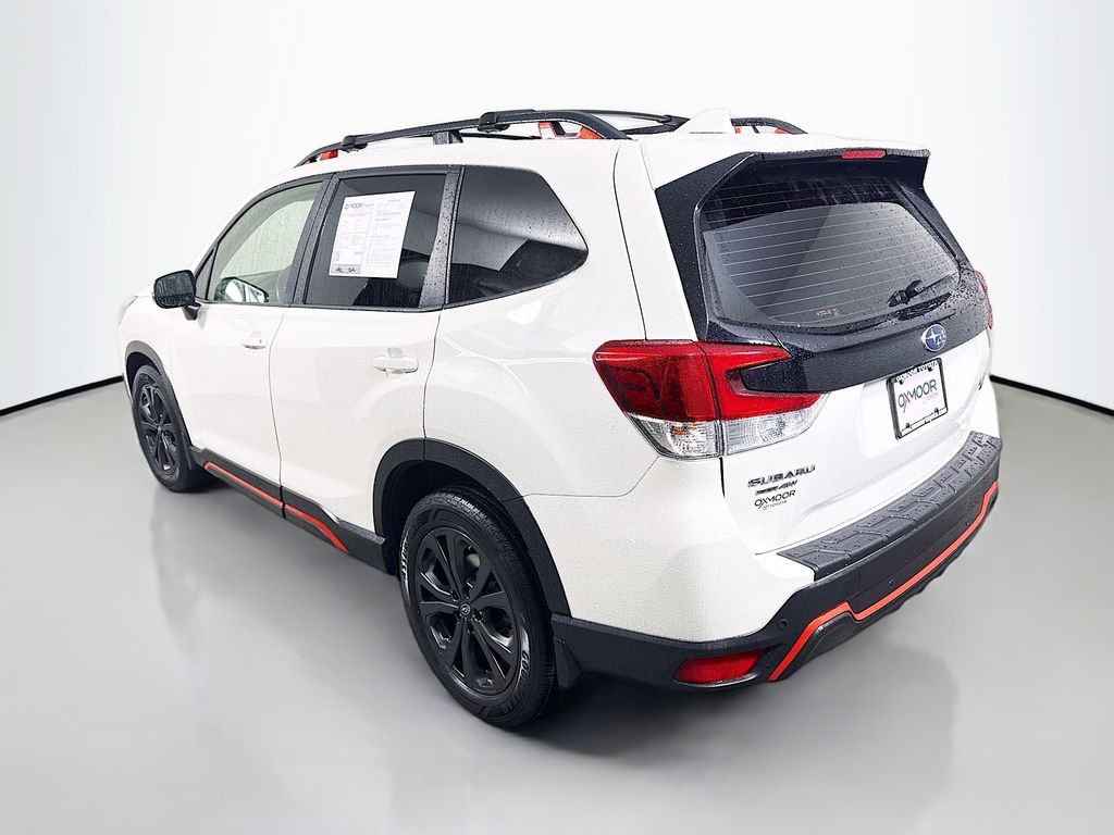 2022 Subaru Forester Sport photo 3