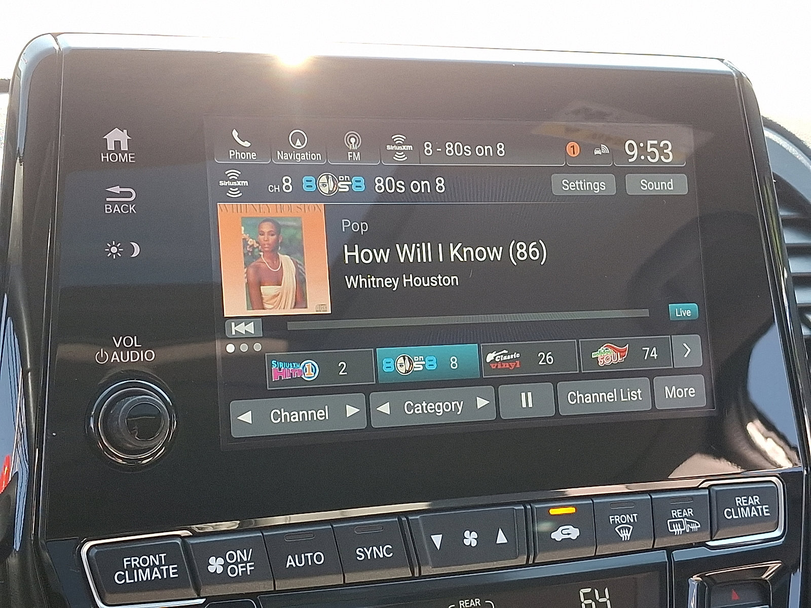 2023 Honda Odyssey Touring photo 17
